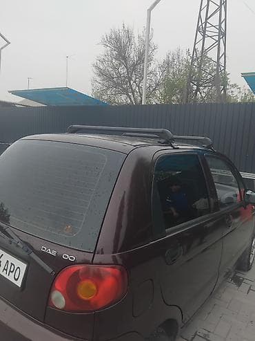 аудио системы: Компактный городской хэтчбек с поперечными рейлингами и багажником на — 5