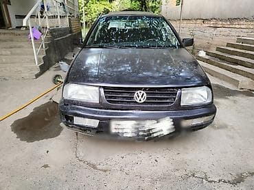 Volkswagen Vento: 1995 г., 1.8 л, Кол менен иштөөчү, Бензин, Седан