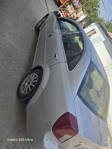 Chevrolet Lacetti: 2003 г., 1.6 л, Автомат, Бензин, Седан — 2