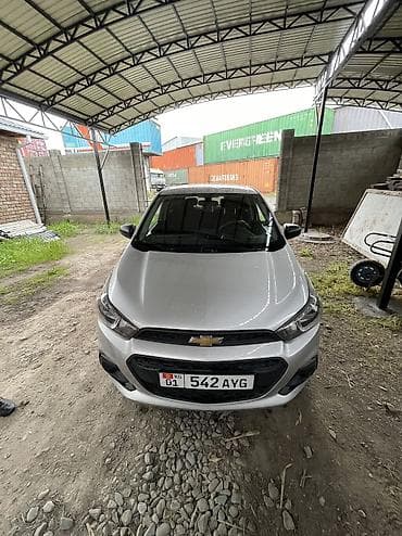 Продажа авто: Chevrolet Spark: 2016 г., 1 л, Вариатор, Бензин, Хэтчбэк — 7