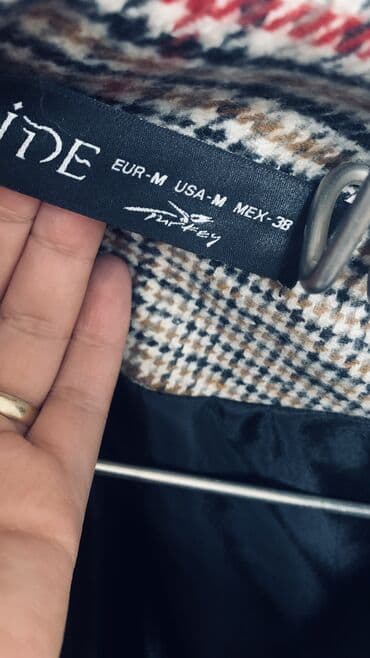 удлиненная куртка: Продаю пиджак турецкая. Один раз только одевала — 2