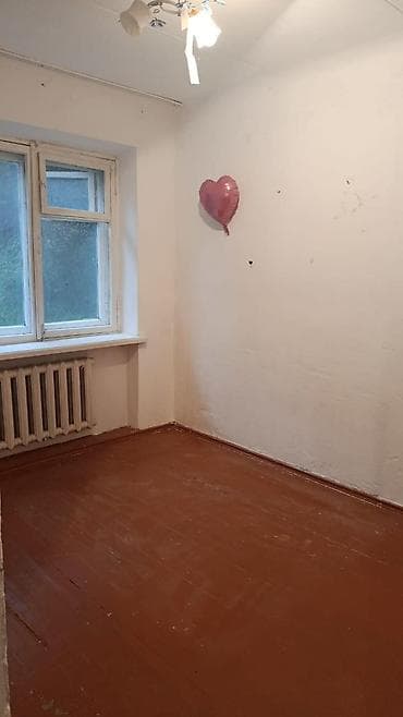 2 комнатная квартира в тунгуче: 3 комнаты, 60 м², 1 этаж, Старый ремонт — 2