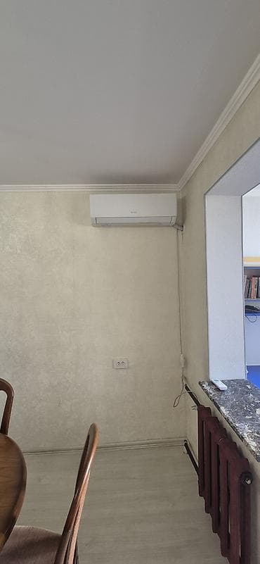 глобуса: 3 комнаты, 58 м², 4 этаж, Косметический ремонт — 2