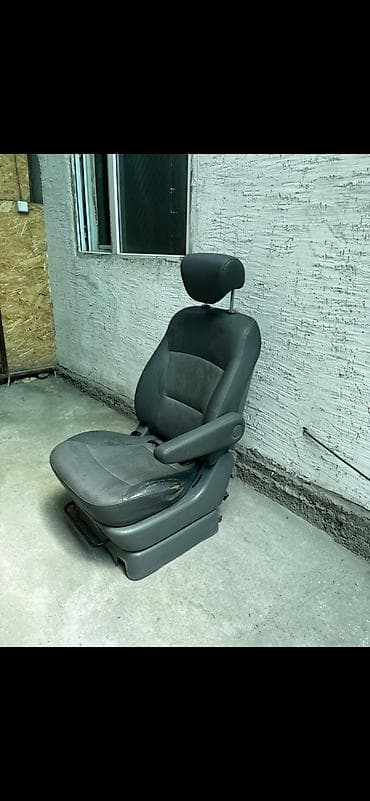 сиденье на sprinter: Автобусное сиденье, Mercedes-Benz — 1