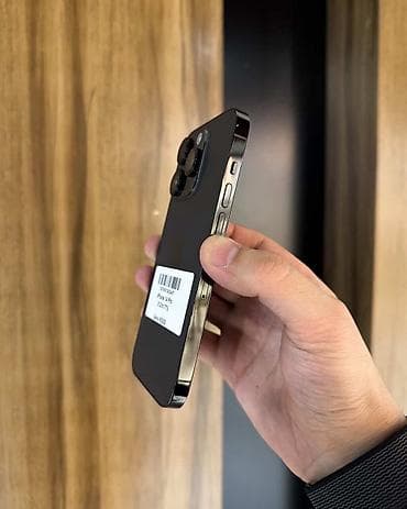 mercedes benz s class 222: IPhone 14 Pro, Б/у, 512 ГБ, Черный — 2