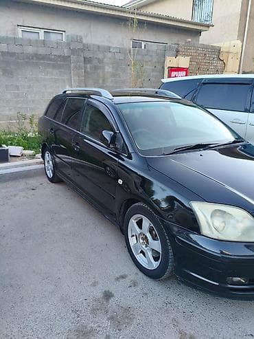 Toyota Avensis: 2005 г., 2 л, Автомат, Бензин, Универсал — 2