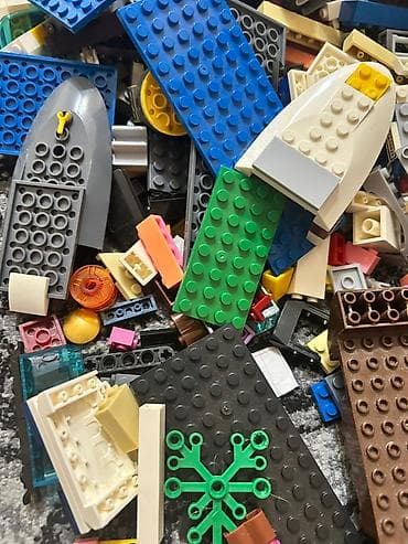 стро: Большой микс деталей LEGO (сыпучий лот) - Разнородные кубики и — 1