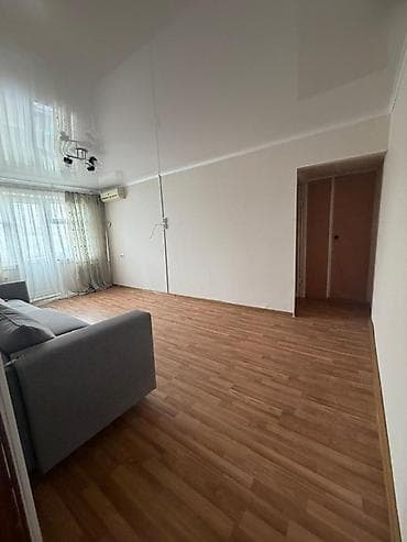 72: 2 комнаты, 43 м², 4 мкр 104 серия, 4 этаж, Евроремонт — 4