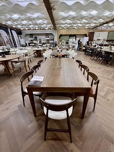 small table: Стол для зала, Новый, Не раскладной, Прямоугольный — 1