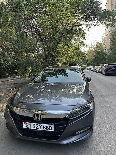 Honda Accord: 2019 г., 2 л, Вариатор, Гибрид, Седан — 4