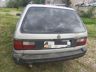 pes 2013: Volkswagen Passat Variant: 1991 г., Механика, Универсал — 4