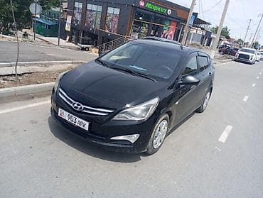 camry 2 2: Hyundai Solaris: 2016 г., 1.6 л, Автомат, Газ, Хэтчбэк — 3