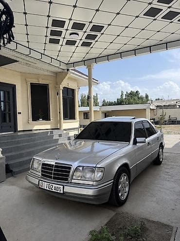 Mercedes-Benz W124: 1994 г., 3.2 л, Автомат, Бензин, Седан