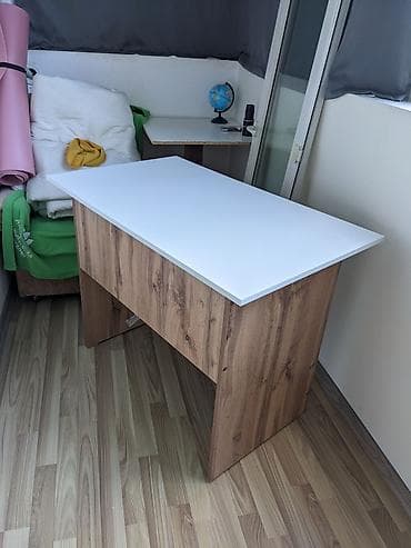 Компактный стол 100×60 см, высота 75 см. Новый. - Столешница белого