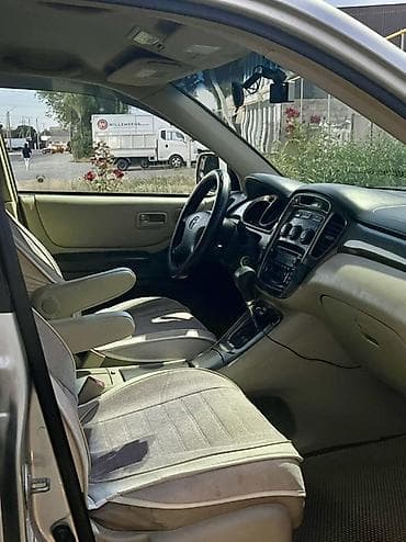 Toyota Highlander: 2002 г., 3 л, Автомат, Газ, Кроссовер — 6