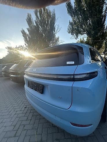 gepard max e9: Lixiang L7: 2025 г., 1.5 л, Автомат, Гибрид, Кроссовер — 4