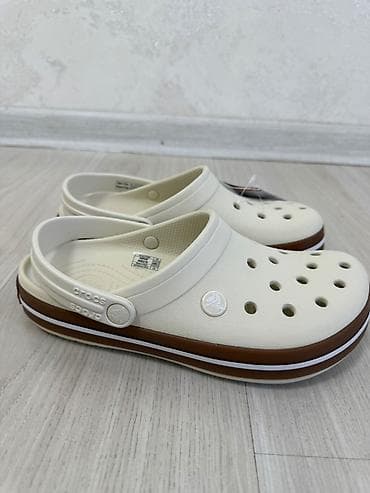 Сабо, 37.5, 37, 38, Crocs, Новый, цвет - Бежевый, Самовывоз