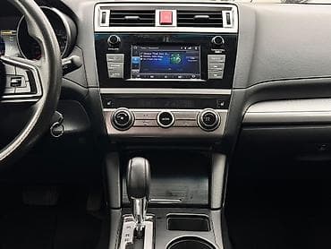 Subaru Outback: 2017 г., 2.5 л, Автомат, Бензин, Седан