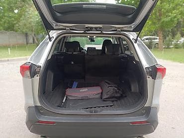 электромот: Toyota RAV4: 2022 г., 2.5 л, Вариатор, Гибрид, Кроссовер — 10