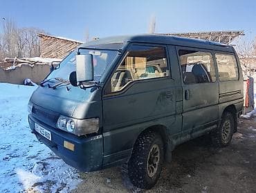 bmw i7: Mitsubishi Delica: 1992 г., 2.5 л, Автомат, Дизель, Внедорожник — 9