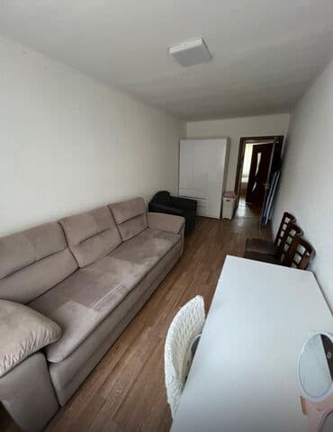 сдаю кв в мкр: 3 комнаты, 60 м², 104 серия, 2 этаж, Косметический ремонт — 1