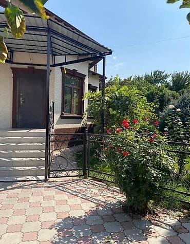 Дома: 🏡 Продается просторный 2-этажный кирпичный дом! с Лебединовка . ✨ — 2