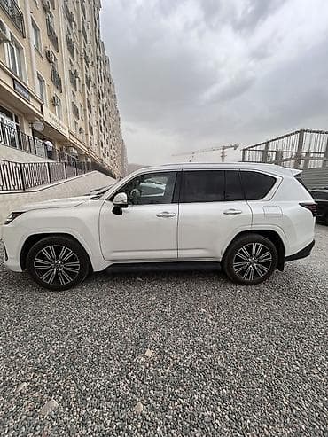 Lexus LX: 2023 г., 3.5 л, Автомат, Бензин, Внедорожник — 3