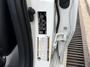 Toyota Camry: 2019 г., 2.5 л, Автомат, Гибрид, Седан — 10