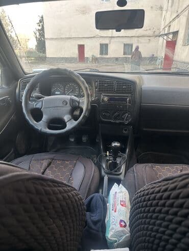 дом обмен на авто: Просторный универсал темно‑синего цвета.год 1995 об 1.6 кондиционер — 3