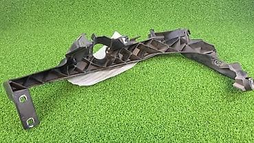 e90: Наименование: Кронштейн фары правый БМВ E90 91 ​ Состояние: Б/У — 2