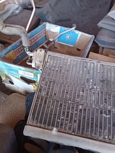 сд аудио: Крышка багажника Toyota, 2002 г., Б/у, Оригинал — 4