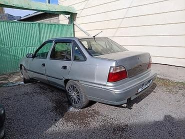 санта дн8: Daewoo Nexia: 2006 г., 1.5 л, Механика, Газ, Седан — 6