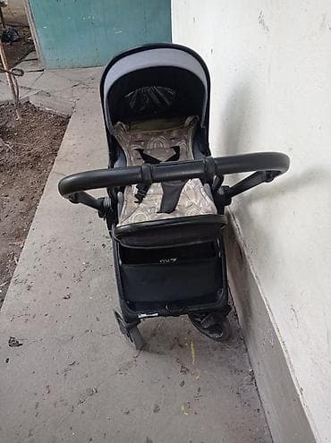 Коляски: Прогулочная коляска Ining Baby 6000 сом Коляска которая крутится на — 3