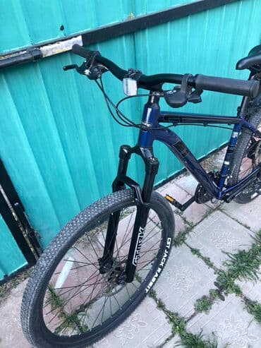 купить багажник на крышу авто в бишкеке: Горный велосипед, Рама M (156 - 178 см), Алюминий, Б/у — 3