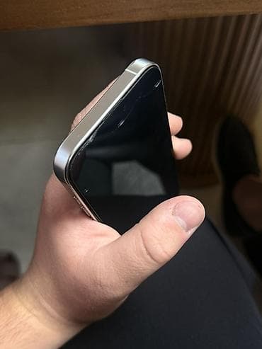 Техника и электроника: IPhone 16 Pro, Б/у, 256 ГБ, White Titanium, Кабель, 90 % — 8