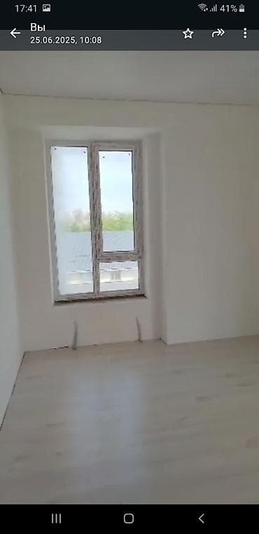 4 ком: 3 комнаты, 90 м², 4 этаж — 5