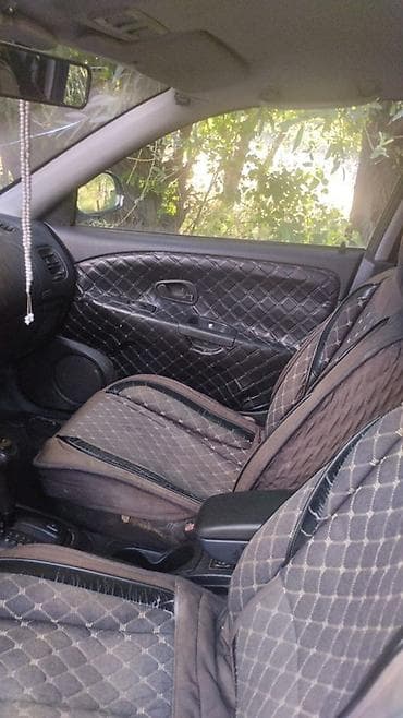 cdi 2 7: Mitsubishi Carisma: 2002 г., Автомат, Седан — 5
