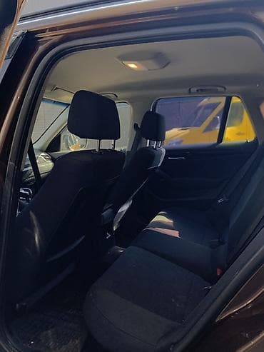 byd e7: BMW X1: 2012 г., 2 л, Автомат, Бензин, Кроссовер — 9
