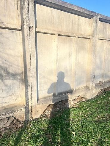 сетка для курятника: Железобетонный забор из сборных панелей - Материал: железобетон — 3