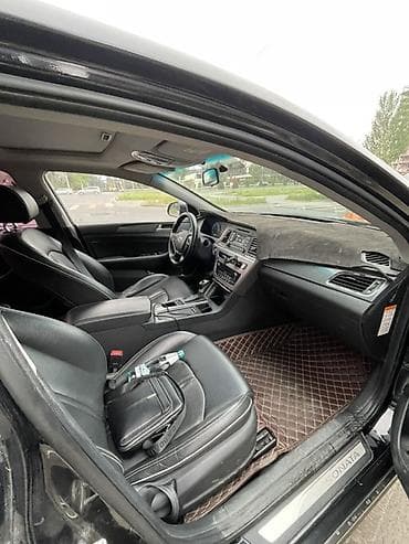 Продажа авто: Hyundai Sonata: 2018 г., Автомат, Седан — 5