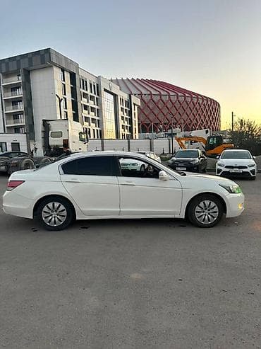 Honda Accord: 2008 г., Седан — 5