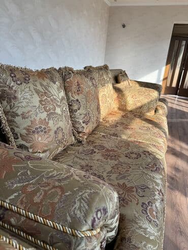 длинные диваны: Прямой диван, Б/у, Трехместный — 4