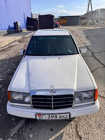 гибрид авто: Mercedes-Benz W124: 1991 г., 2.6 л, Автомат, Бензин, Седан — 5