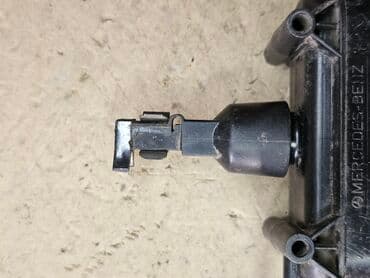 швейная машина для шитья кожи: Вакуумный привод замка двери Mercedces-Benz W123, 1983г.в. Оригинал — 9