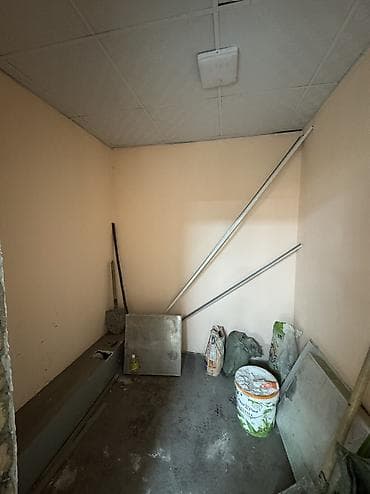 баетов: Продажа офисов 85 м², С ремонтом, Без мебели, Многоэтажное здание, Цокольный этаж этаж — 7