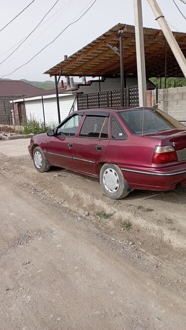 или меняю на дом: Daewoo Nexia: 2005 г., 1.5 л, Механика, Бензин, Седан — 4