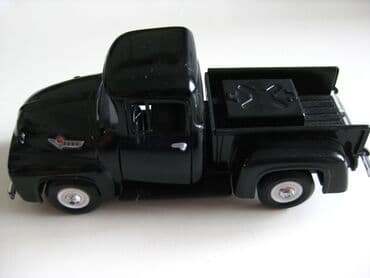 пистолет макарова купить игрушечный: Модель масштабная 1:38
ford pickup f 100
Состояние на фото! — 1