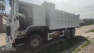 r18 22545: Грузовик, Howo — 3