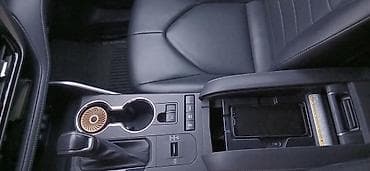 Toyota Highlander: 2020 г., 2.5 л, Автомат, Гибрид, Кроссовер — 3