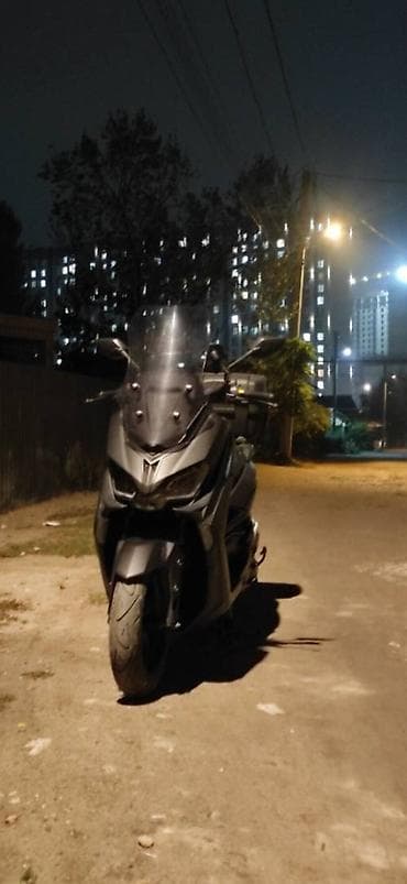бука мото: Макси-скутер Yamaha, 180 куб. см, Бензин, Б/у — 5